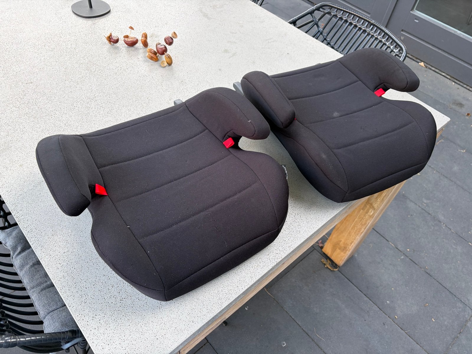 Twee zwarte autostoelverhogers, 15 t/m 36 kg, Zo goed als nieuw, Isofix, Ophalen
