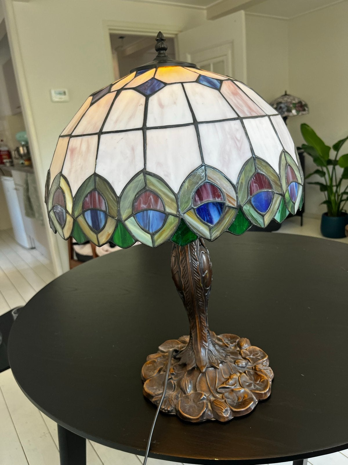 Prachtige Tiffany Stijl Tafellamp, Antiek en Kunst, Antiek | Lampen, Ophalen of Verzenden