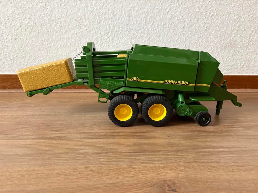Bruder john deere pers, Ophalen of Verzenden