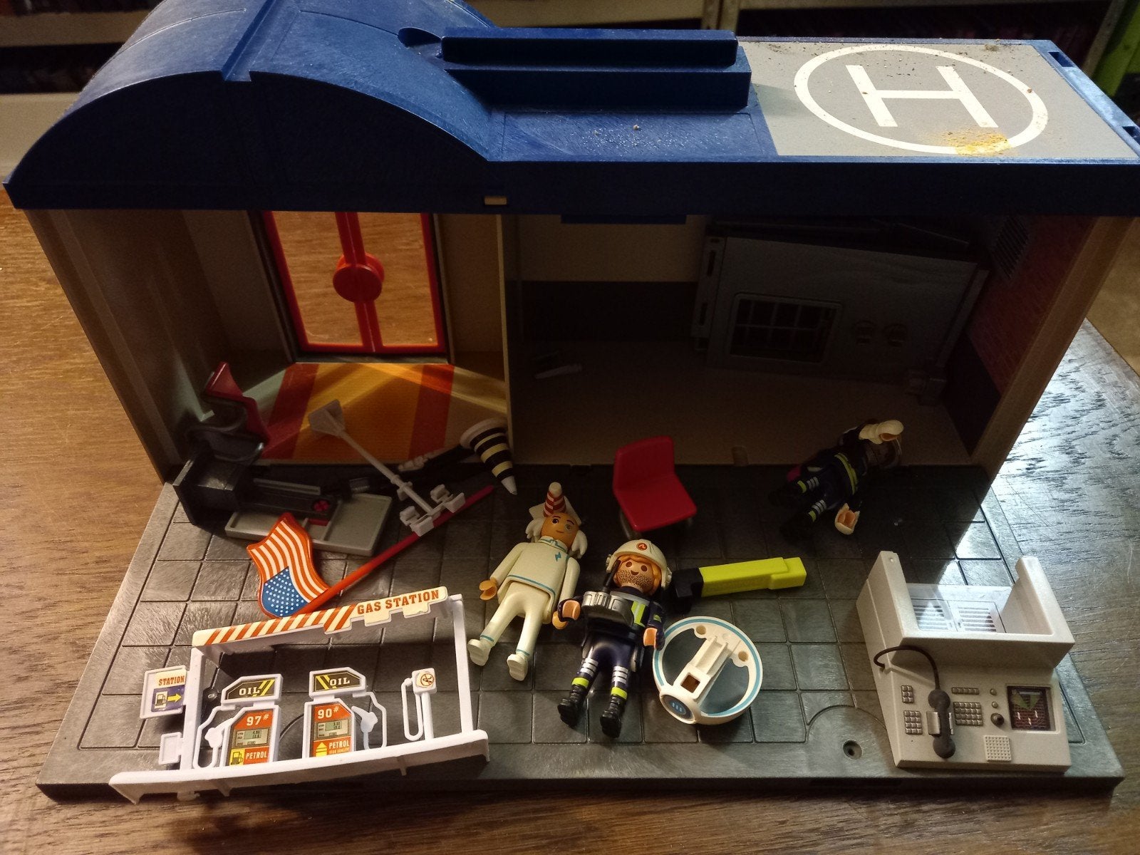 Playmobil Politiebureau met Figuren en Accessoires, Gebruikt, Gebouw, Complete set, Ophalen of Verzenden