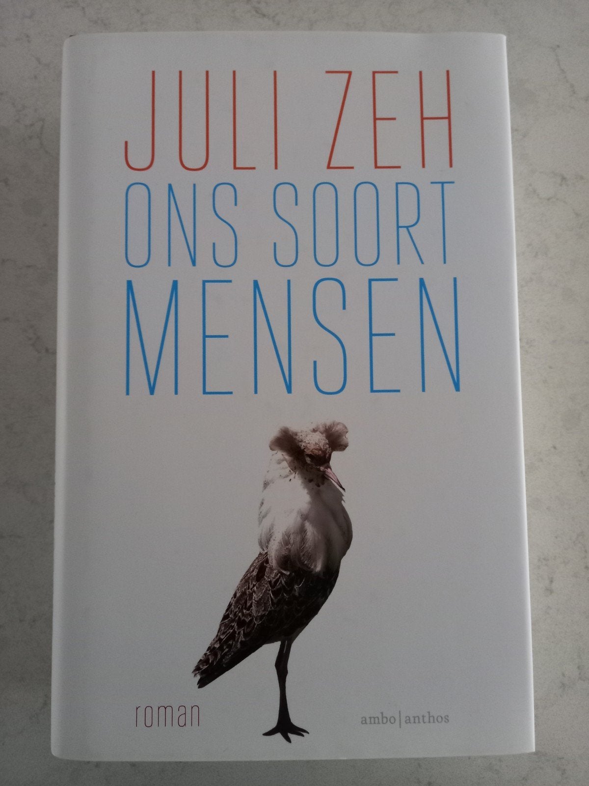 Juli Zeh - Ons soort mensen, Ophalen of Verzenden, Zo goed als nieuw, Juli Zeh