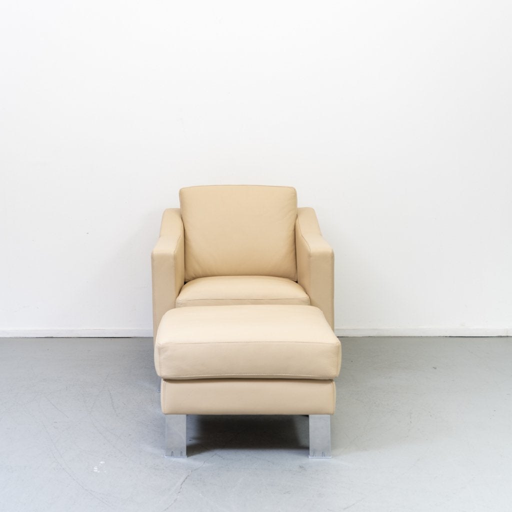 1x Leolux Antonia Fauteuil + Hocker Crème Leder - Aluminium, Huis en Inrichting, Fauteuils, Niet ingevuld, Niet ingevuld, 75 tot 100 cm