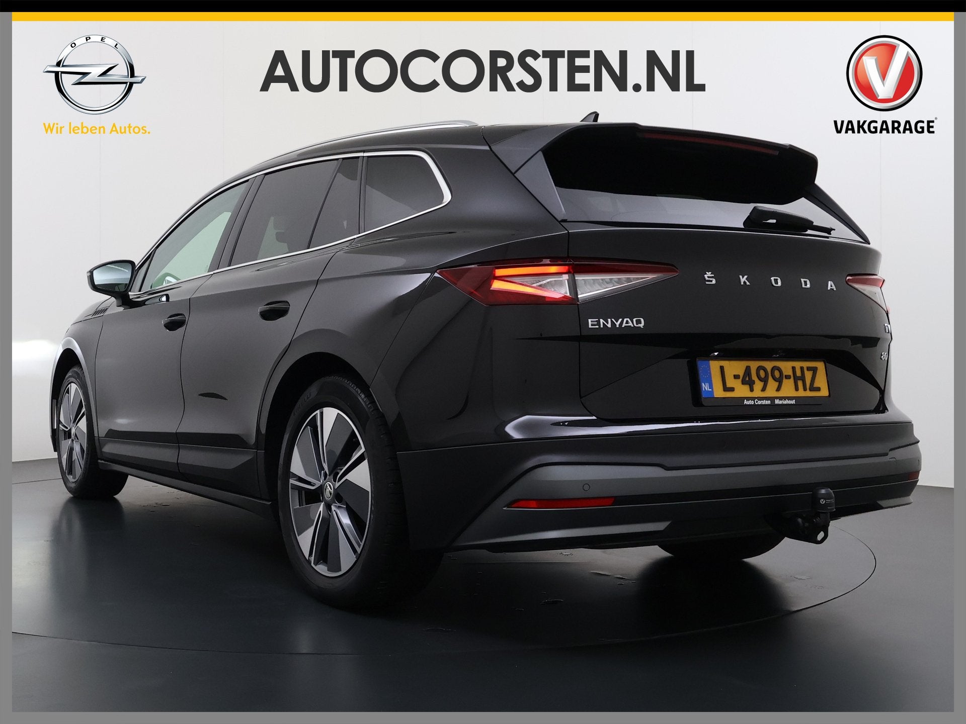 Skoda Enyaq iV 80 SOH 91% Warmtepomp Panoramadak Trekhaak Le, Auto's, Automaat, Achterwielaandrijving, Gebruikt, Zwart