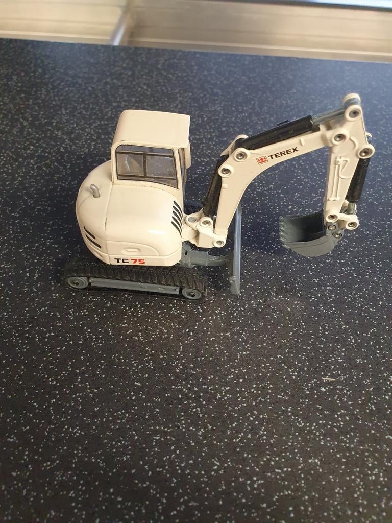 Siku Terex TC75 model graafmachine, Overige merken, Verzenden, Zo goed als nieuw, Groter dan 1:32