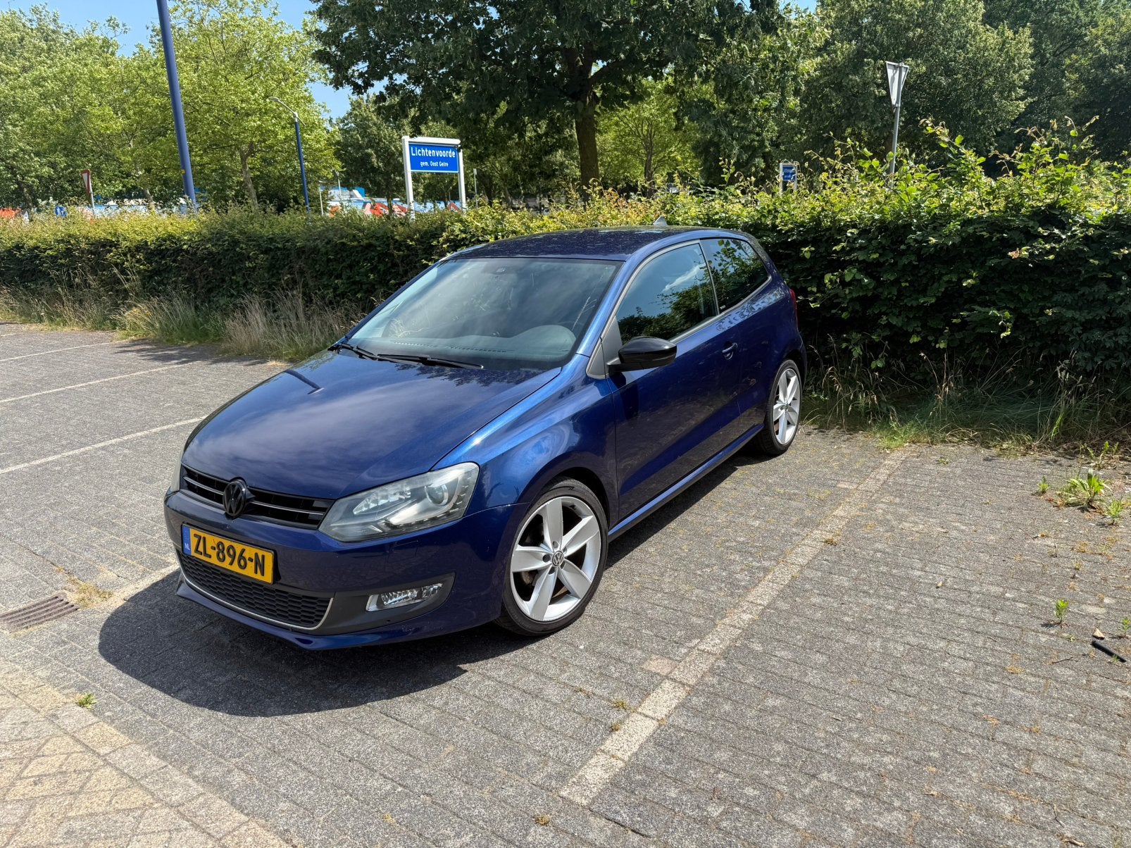 Volkswagen Polo 1.2 TSI 105pk 2011 Blauw, Auto's, Volkswagen, Voorwielaandrijving, 40 €/maand, Zwart, Blauw