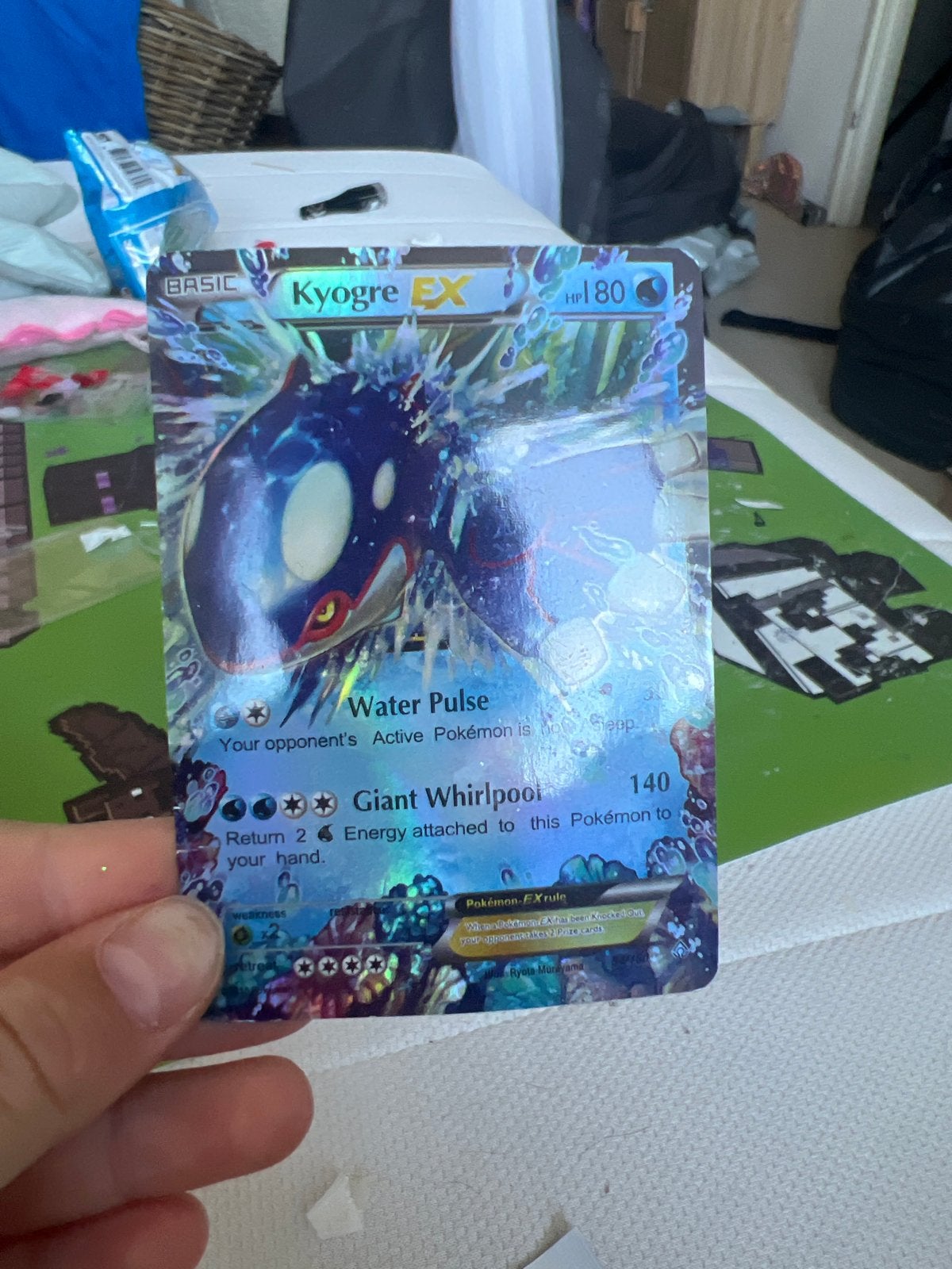 Kyogre EX Regenboog Shine Pokémon Kaart, Ophalen of Verzenden, Zo goed als nieuw, Losse kaart, Foil