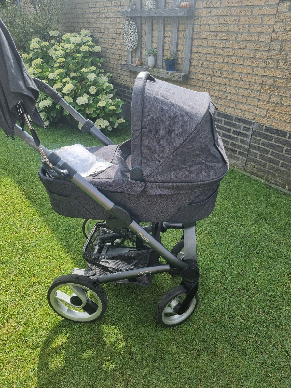 Mutsy kinderwagen met adapters voor Maxi Cosi, Ophalen, Gebruikt, Met autostoeltje, Combiwagen