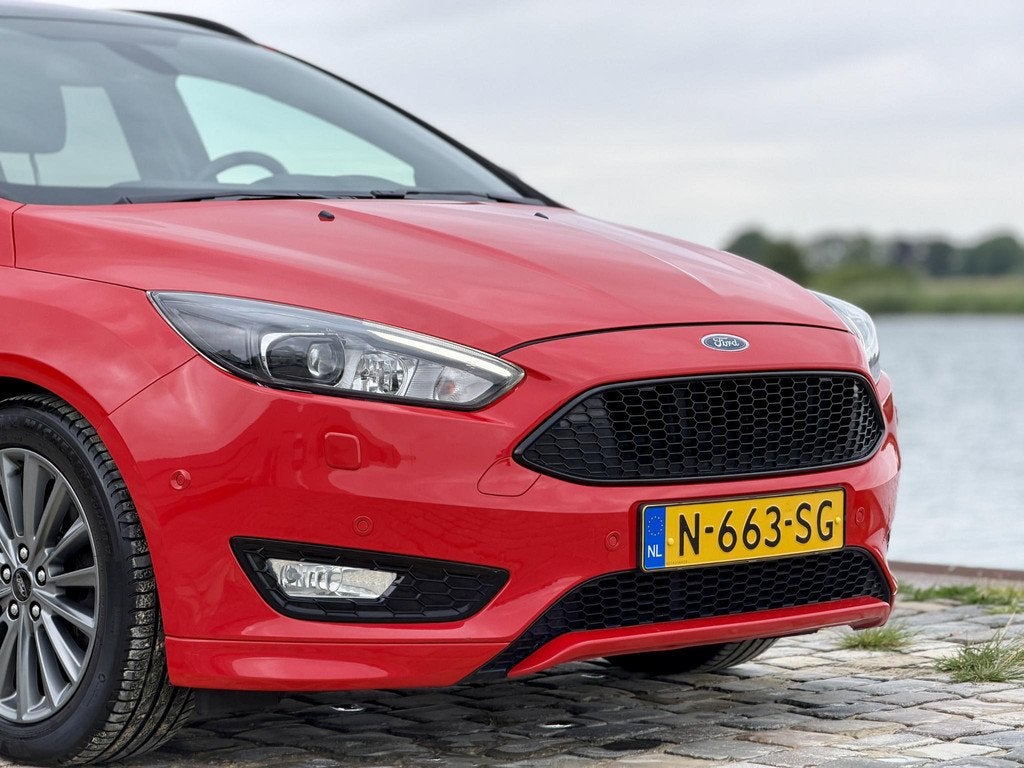 Ford Focus 1.5 EcoBoost ST Business|183PK|Nieuwe D-riem/Turb, Auto's, Ford, Lane Keeping Assist, Stof, 690 kg, 3 cilinders