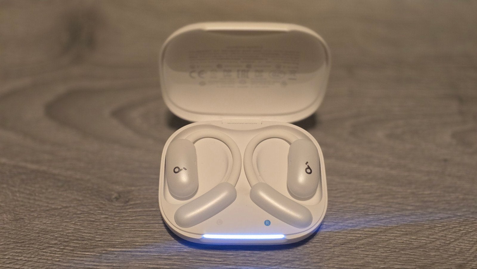Soundcore AeroFit 2 Open-Ear Wit Nieuw, Overige merken, Ophalen of Verzenden, Zo goed als nieuw, Draadloos