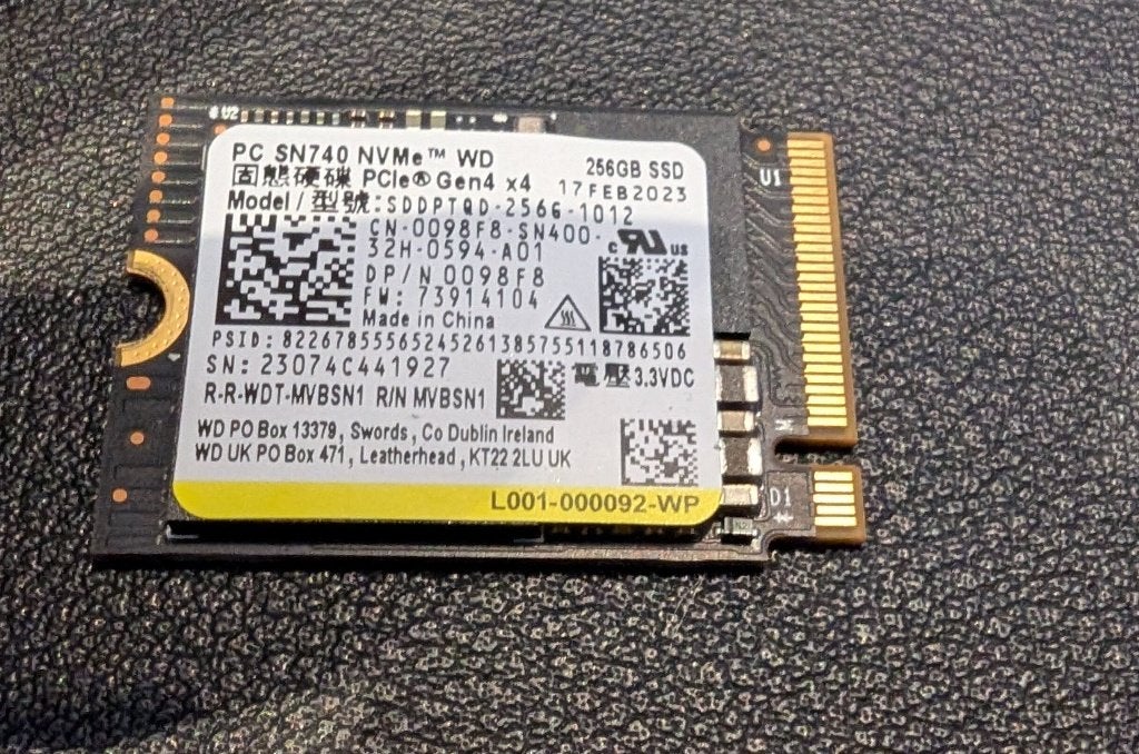 WD SN740 256GB NVMe PCIe Gen 4 x4, Computers en Software, Intern, 256GB, SSD, Zo goed als nieuw