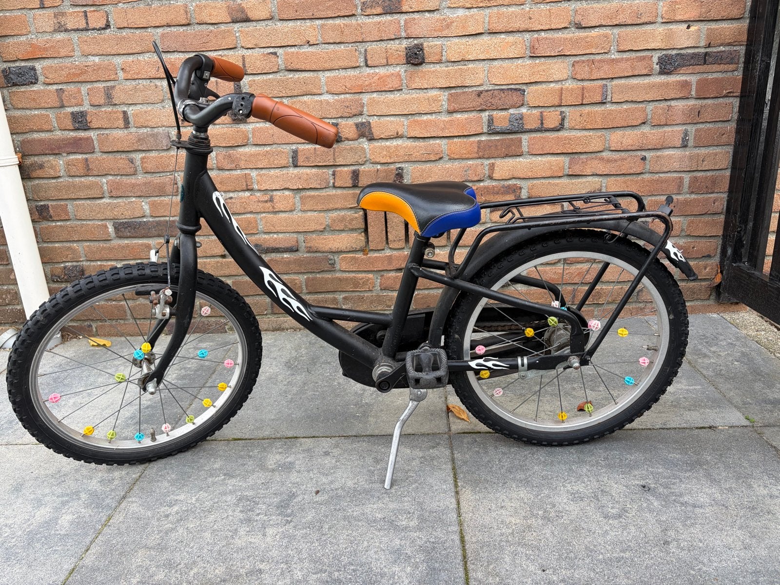 Zwarte 18 inch kinderfiets, Fietsen en Brommers, Ophalen, Gebruikt, Terugtraprem, 16 tot 20 inch