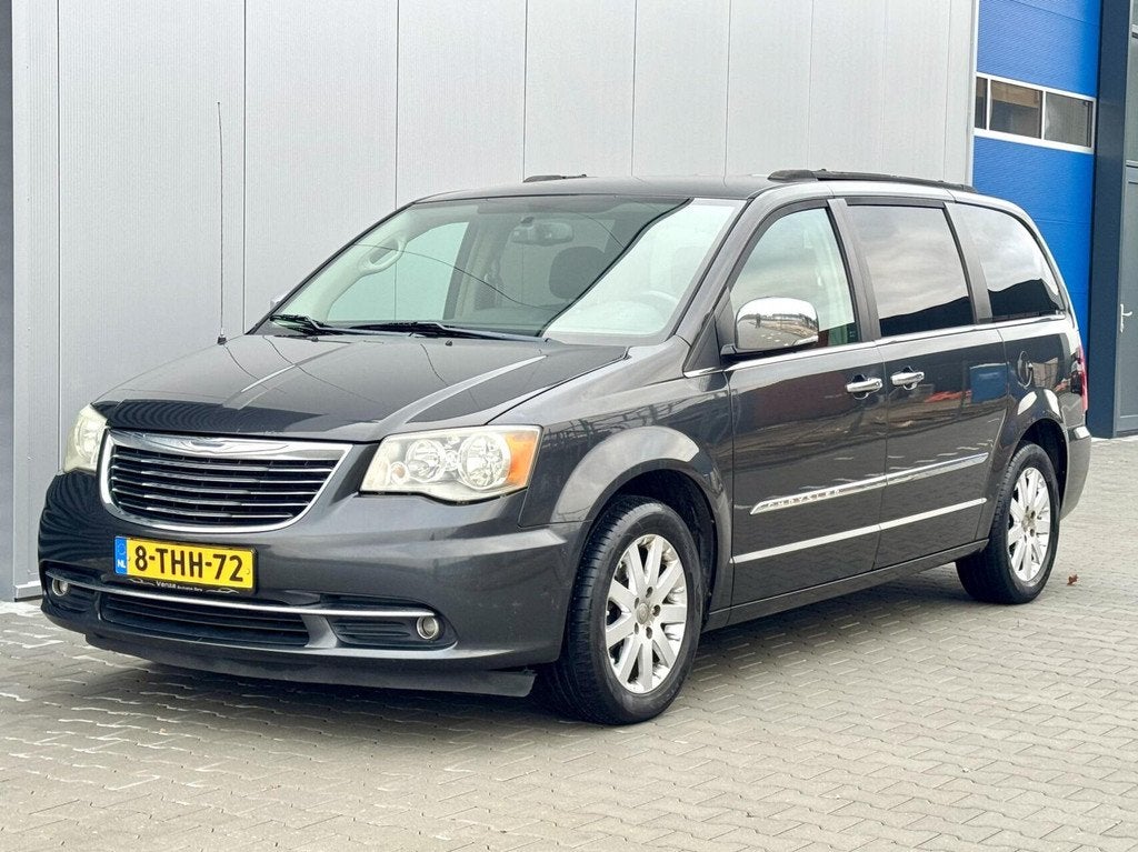 Chrysler Voyager Town & Country | 7 Persoons | Facelift Mode, Euro 5, Grand Voyager, 7 stoelen, Leder