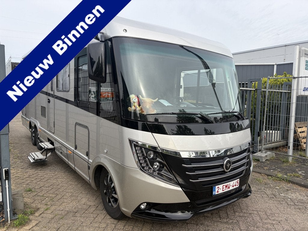 NIESMANN BISCHOFF ARTO 88EK 180pk Aut Hefbed Luchtvering Lev, Caravans en Kamperen, Campers, Niesmann+Bischoff, Galliersweg 39
5349AT  OSS, NL