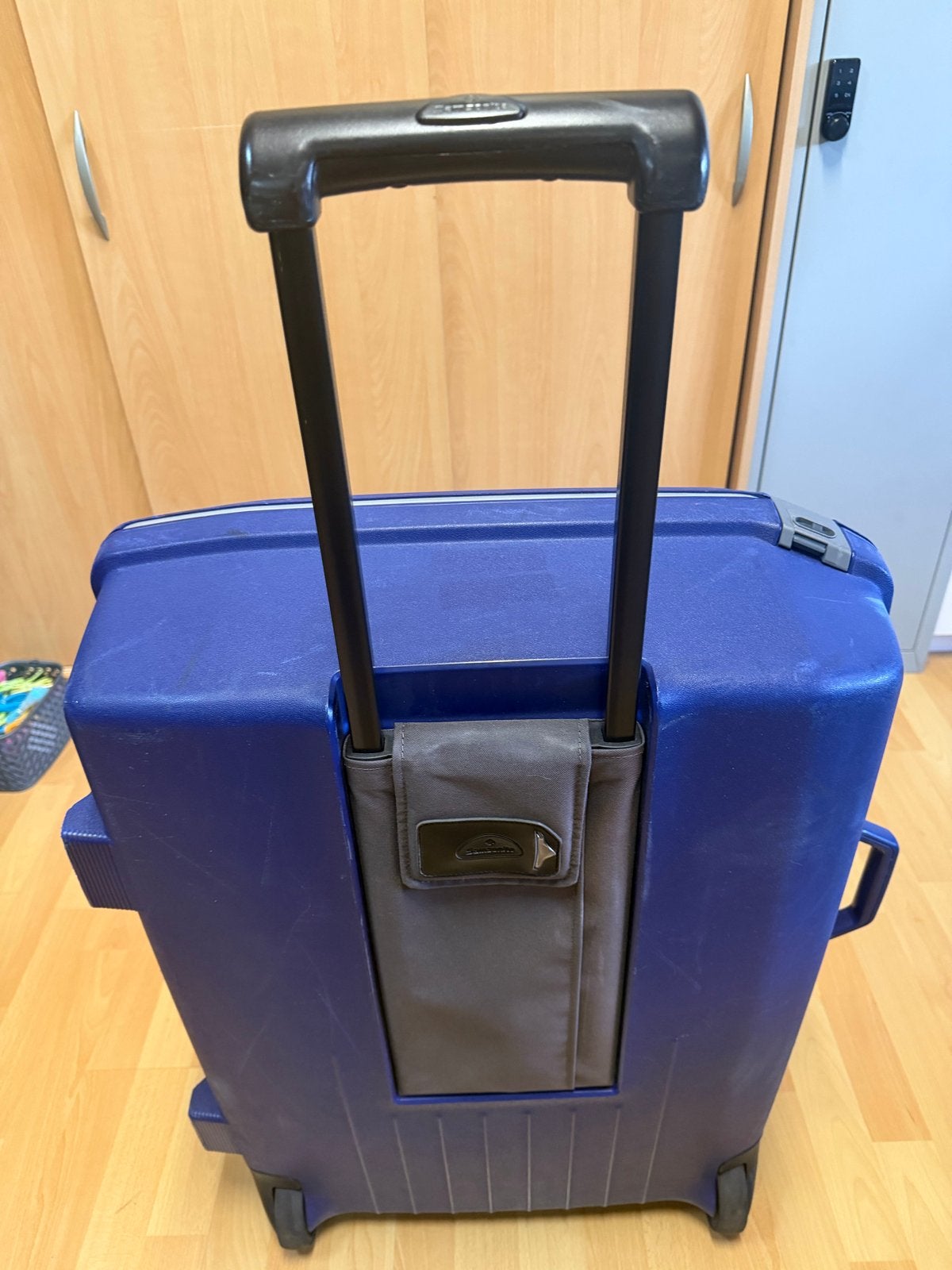 Samsonite koffer met wieltjes en uitschuifbare handgreep, Ophalen, Gebruikt, 50 tot 60 cm, Hard kunststof