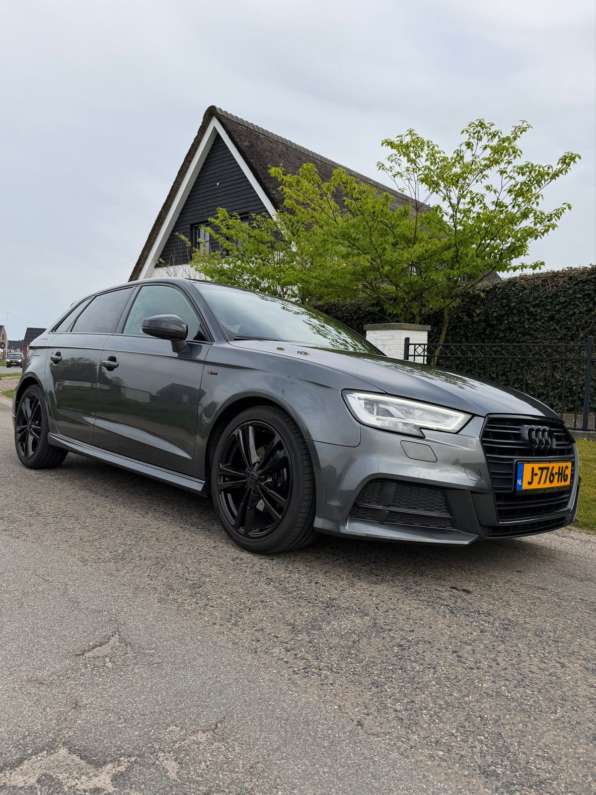 Audi A3 1.5 Tfsi 150pk CoD Ultra S-tronic 2020 Grijs, Auto's, Audi, 1498 cc, Zwart, 4 cilinders, Leder en Stof