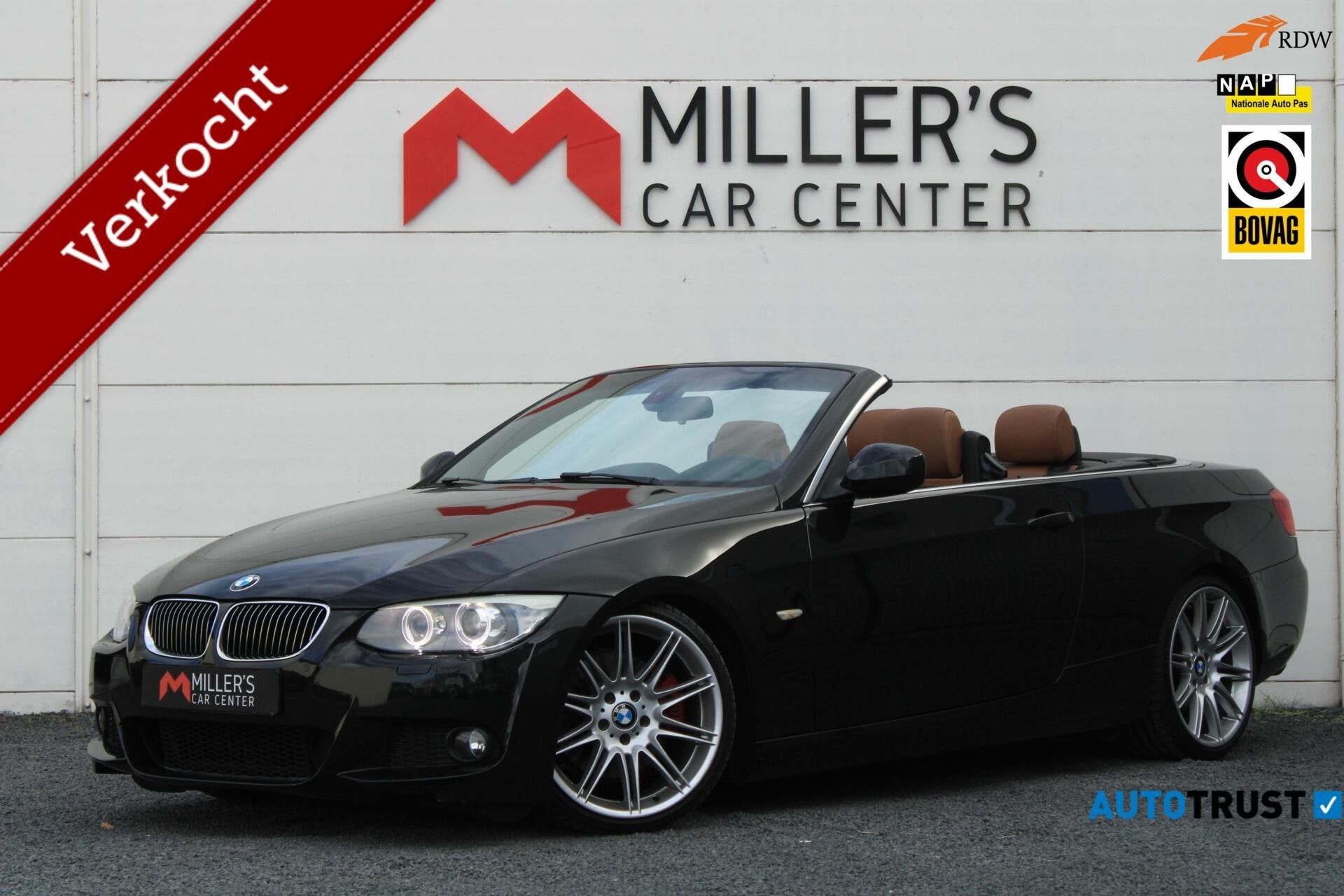 BMW 3-serie Cabrio 325i High Executive Camera Carplay 265 PK, Auto's, Achterwielaandrijving, Gebruikt, 4 stoelen, Leder