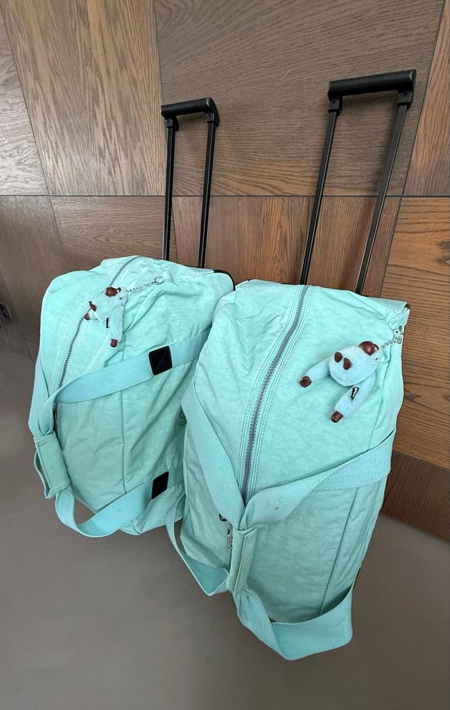 Kipling reistas met wielen €100,-, 30 cm of meer, Gebruikt, Blauw, Ophalen of Verzenden