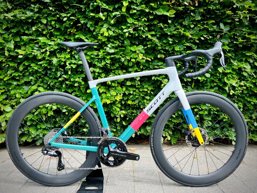 6,7KG Carbon Scott Addict RC PRO Dura-Ace Di2 12s Disc L 56, Fietsen en Brommers, Fietsen | Racefietsen, Carbon, Heren, Zo goed als nieuw