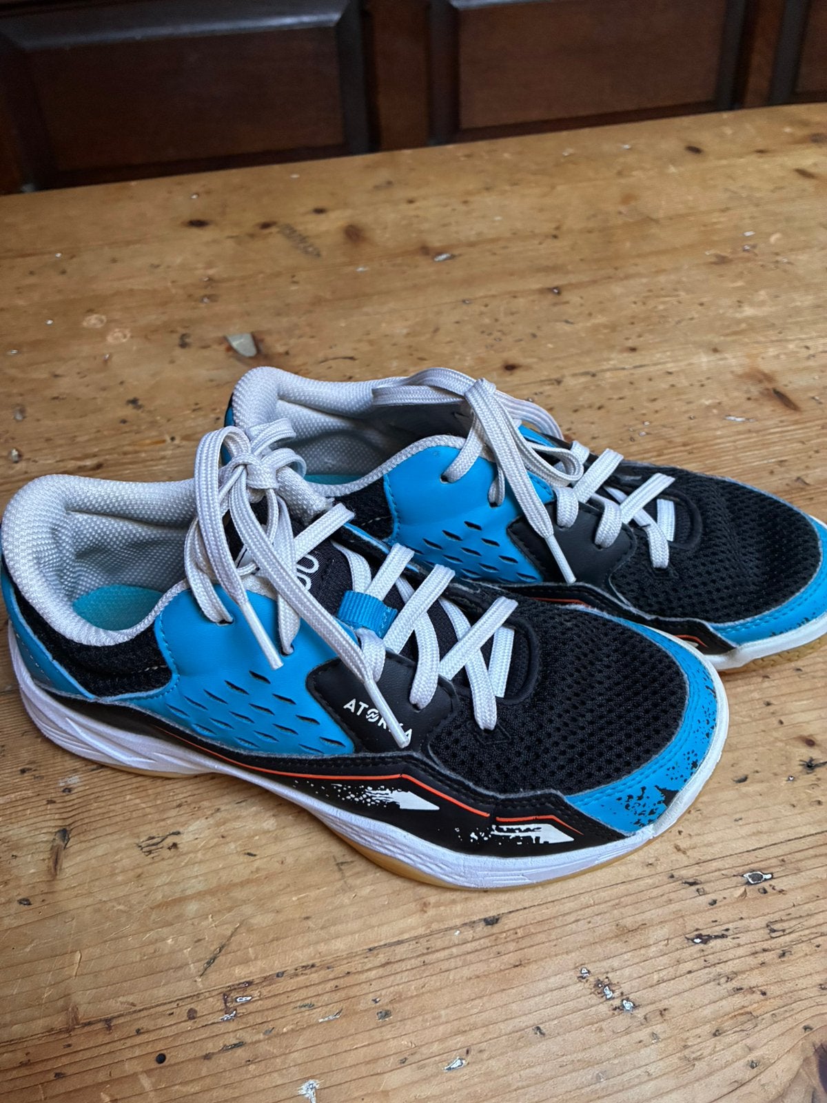 Korfbalschoenen maat 36, Ophalen of Verzenden, Gebruikt, Schoenen