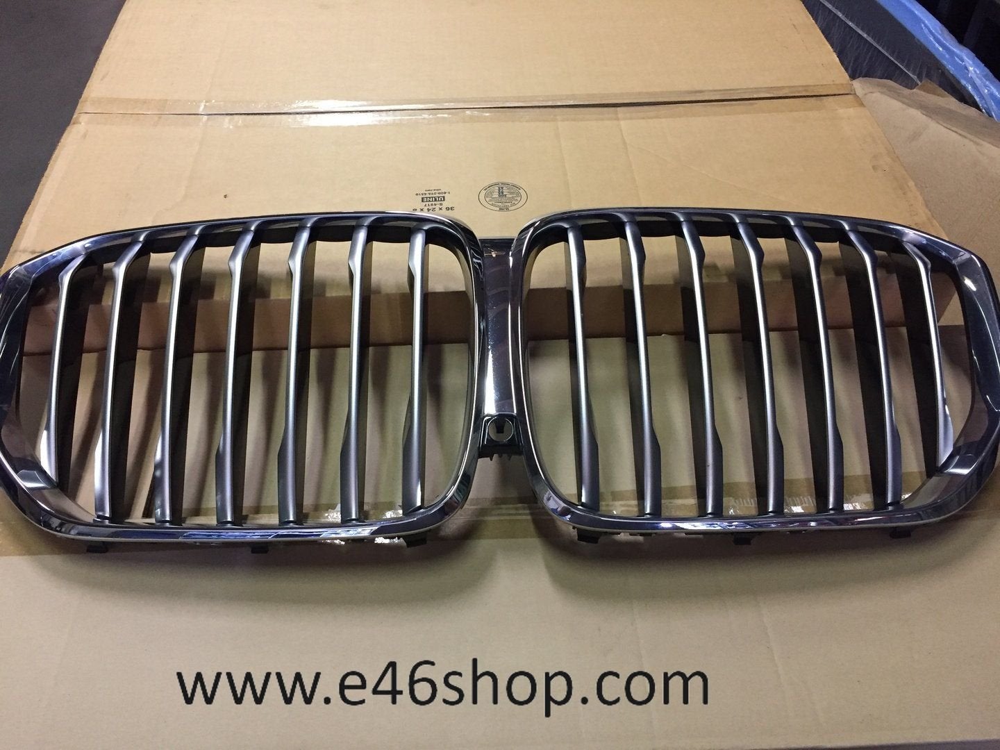 GRILLE NIEREN BMW X5 G05 OE 7454887, Gebruikt, -, -, Ophalen of Verzenden