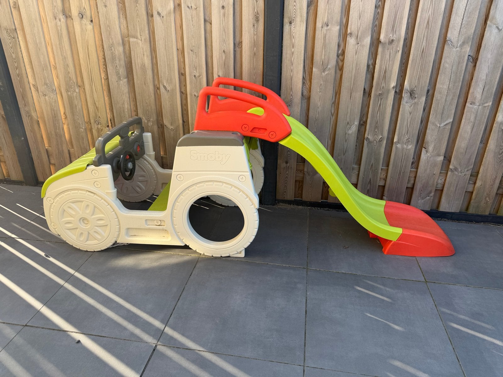 Smoby Speelhuisje met Glijbaan en Auto-thema, Ophalen, Gebruikt, Glijbaan