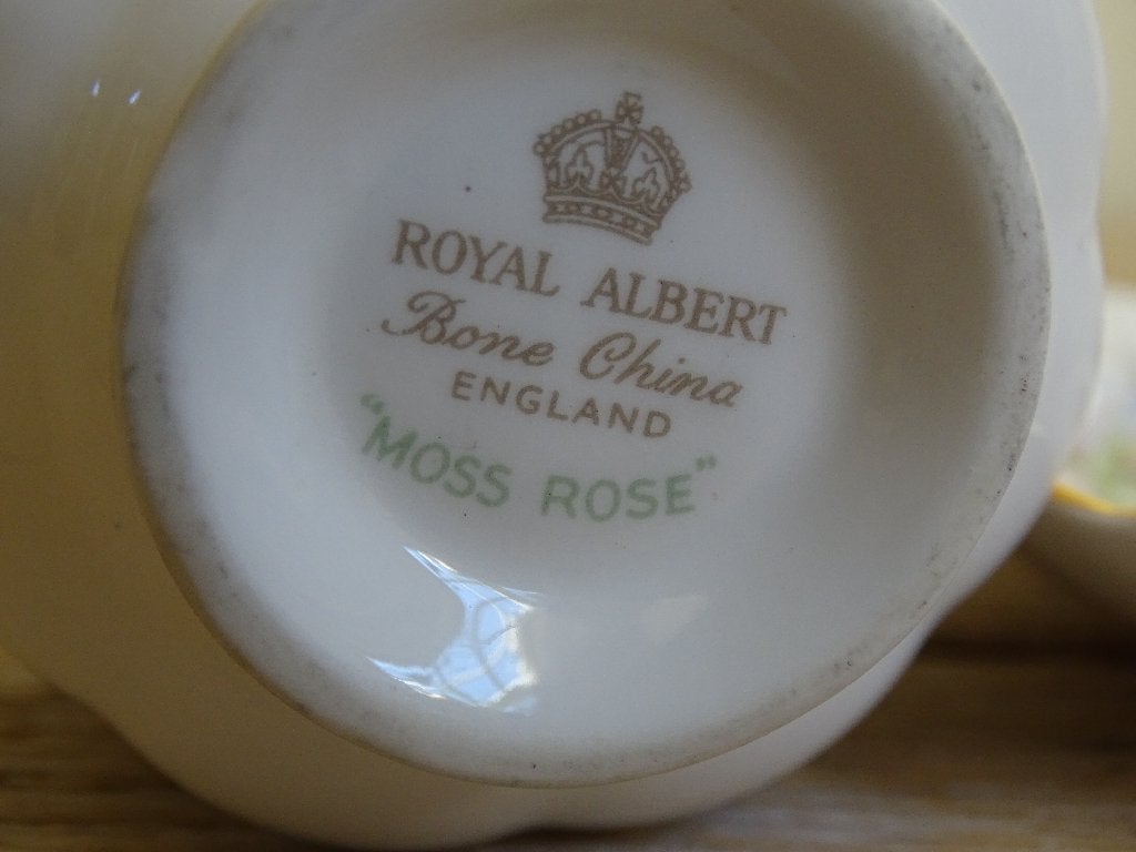 Kop-en-schotel, Royal Albert, MOSS ROSE, Dames, gaaf, Ophalen of Verzenden