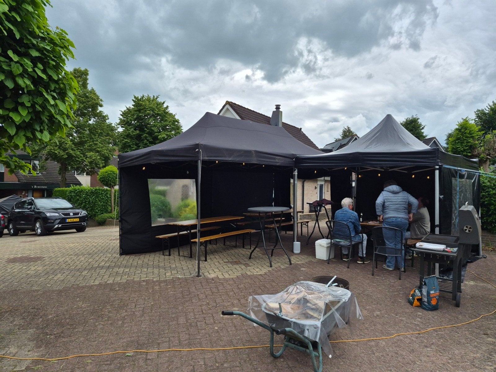 Paviljoen 3 bij 3, Ophalen, Minder dan 5 meter