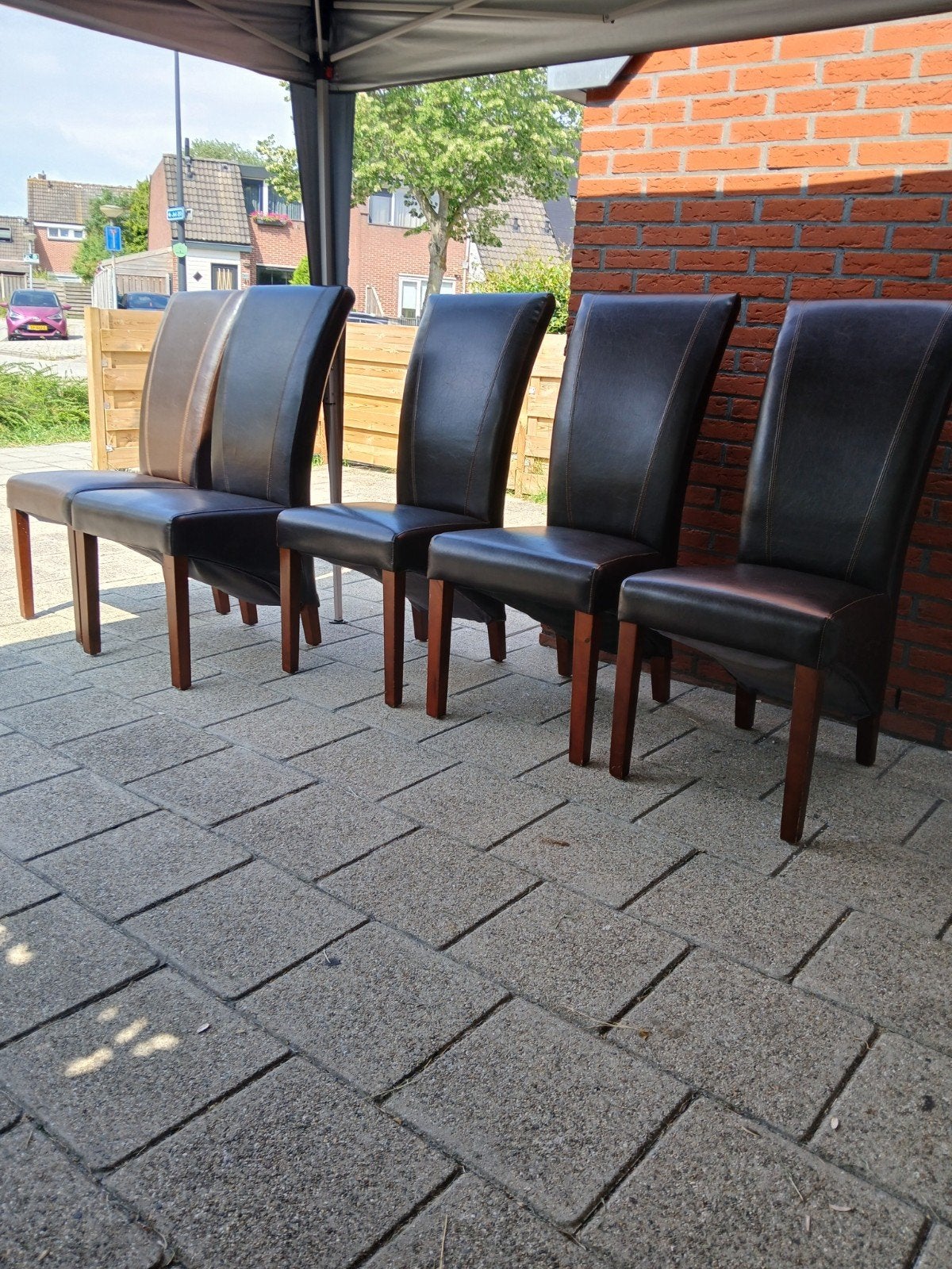 mooien stoelen 5 stuks mogen weg wegens verhuizing, Huis en Inrichting, Stoelen, Ophalen of Verzenden