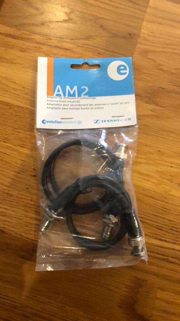 Sennheiser AM2 front mount antenna kit.  Nieuw, Muziek en Instrumenten, Microfoons, Nieuw, Overige typen, Ophalen of Verzenden