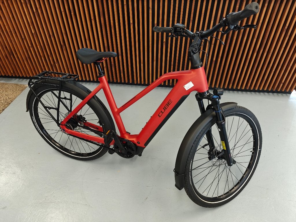 Cube Touring hybrid Comfort SLX, Fietsen en Brommers, Elektrische fietsen, Nieuw, Ophalen of Verzenden, Cube, 50 km per accu of meer