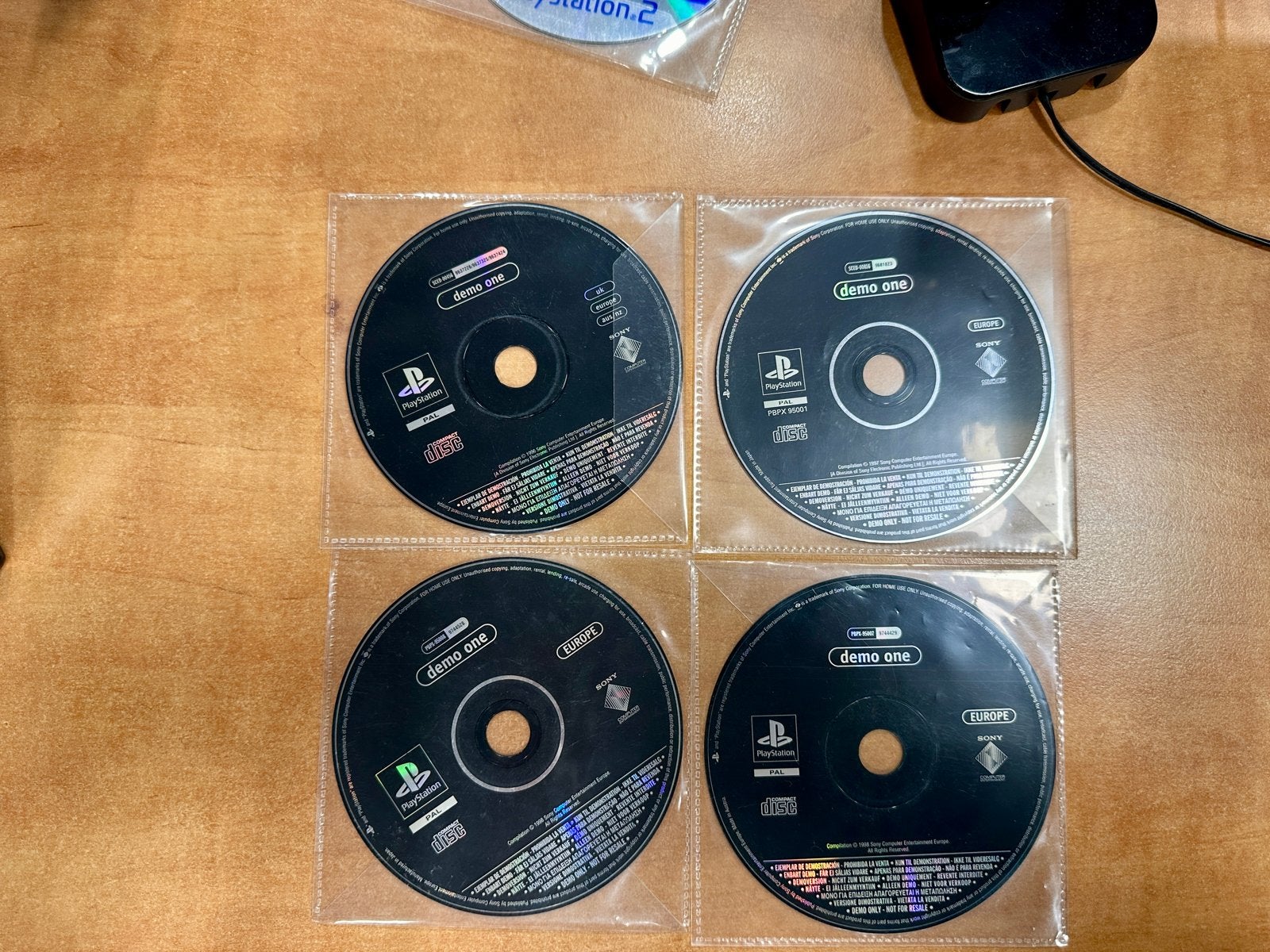 PlayStation Demo One (4 stuks), Spelcomputers en Games, Ophalen of Verzenden, Gebruikt, Overige genres
