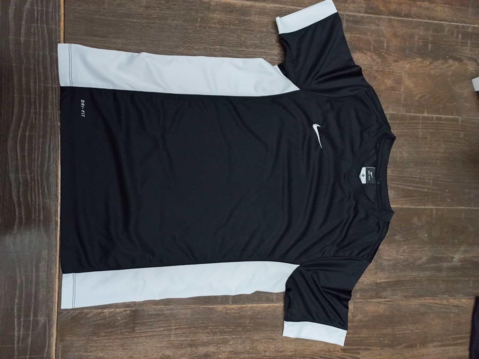 sportshirt nike maat 158 / 170, Kleding | Dames, Zwart, Overige typen, Nike, Ophalen of Verzenden