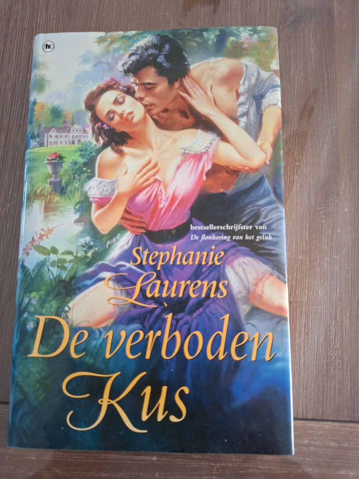 De verboden kus Stephanie Laurens, Ophalen of Verzenden, Zo goed als nieuw