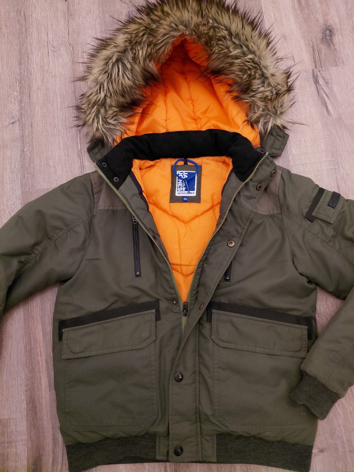 Jack&Jones winterjas, legergroen, maat 164, Kinderen en Baby's, Kinderkleding | Maat 164, Jack&Jones, Ophalen of Verzenden, Zo goed als nieuw