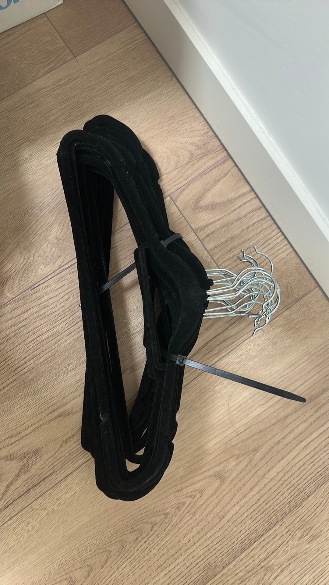 kledinghangers, Kleding | Dames, Kledinghangers, Ophalen, Zo goed als nieuw, Fluweel, Volwassenen