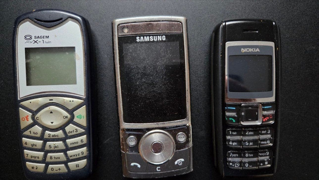 Oude mobiele telefoons: Sagem, Samsung, Nokia (3 stuks), Ophalen of Verzenden, Minder dan 3 megapixel, Klassiek of Candybar, Zonder simlock