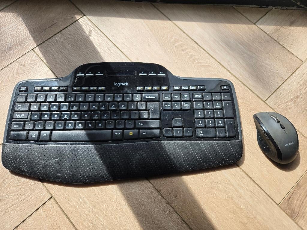 Toetsenbord Logitech Wireless Desktop MK710 (Qwerty US), Computers en Software, Toetsenbord en muis-set, Gebruikt, Logitech, Ophalen of Verzenden