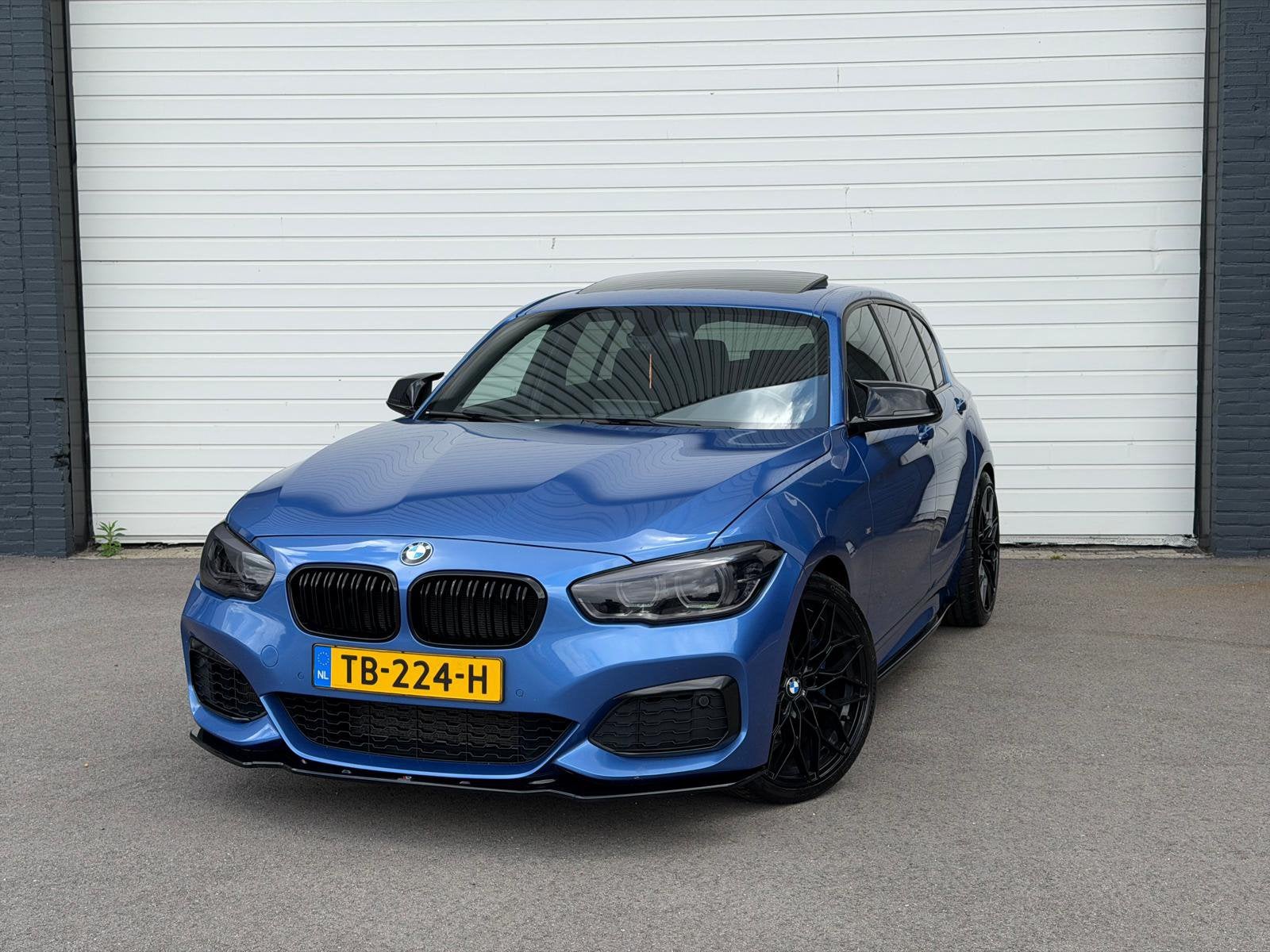 BMW 1-Serie M140i High Executive/LCI/Keyless/Opendak/, Auto's, Achterwielaandrijving, Blauw, Alcantara, 340 pk