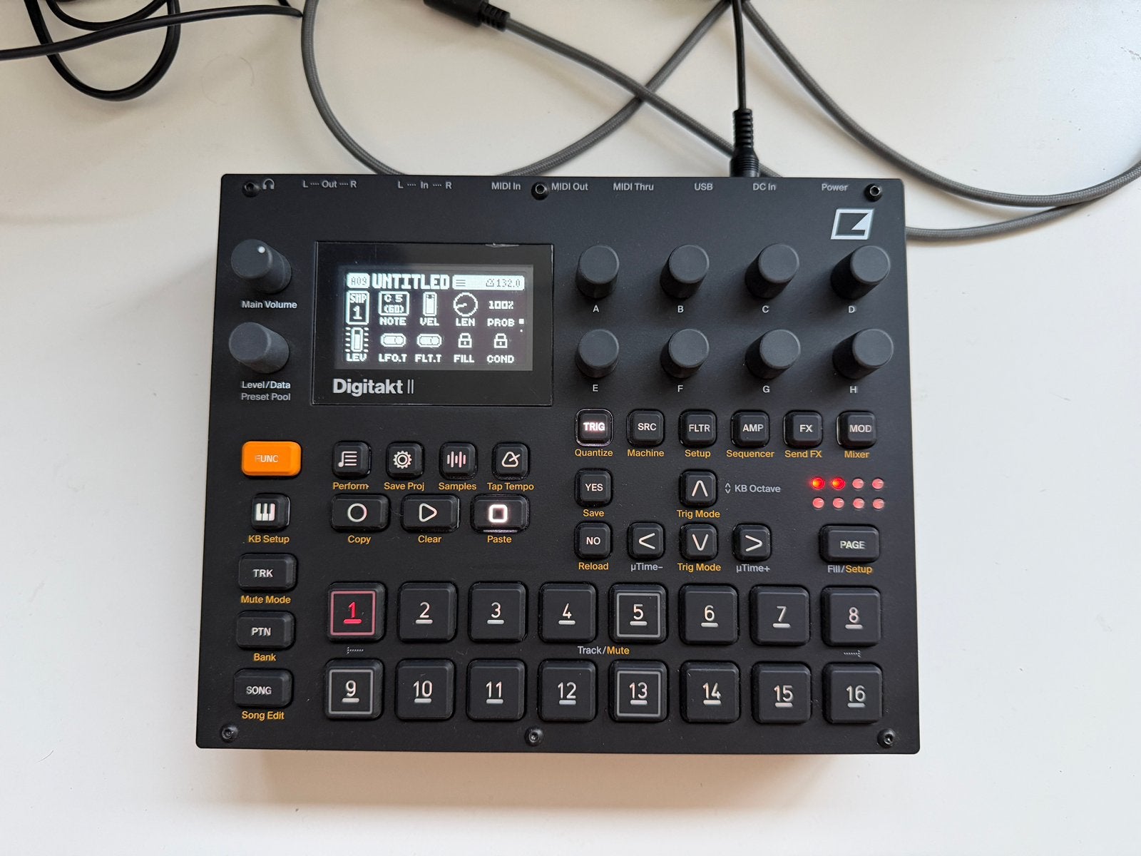Elektron Digitakt II drumcomputer / sampler, Muziek en Instrumenten, Samplers, Ophalen, Zo goed als nieuw