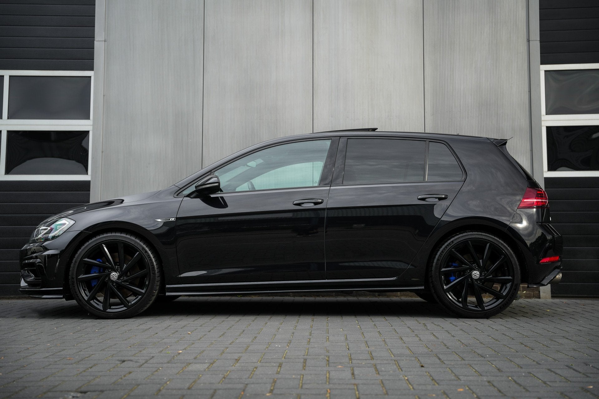 Volkswagen Golf 2.0 TSI 301 pk 4Motion R / Akraprovic/ Dynau, Gebruikt, 4 cilinders, 1984 cc, Alcantara