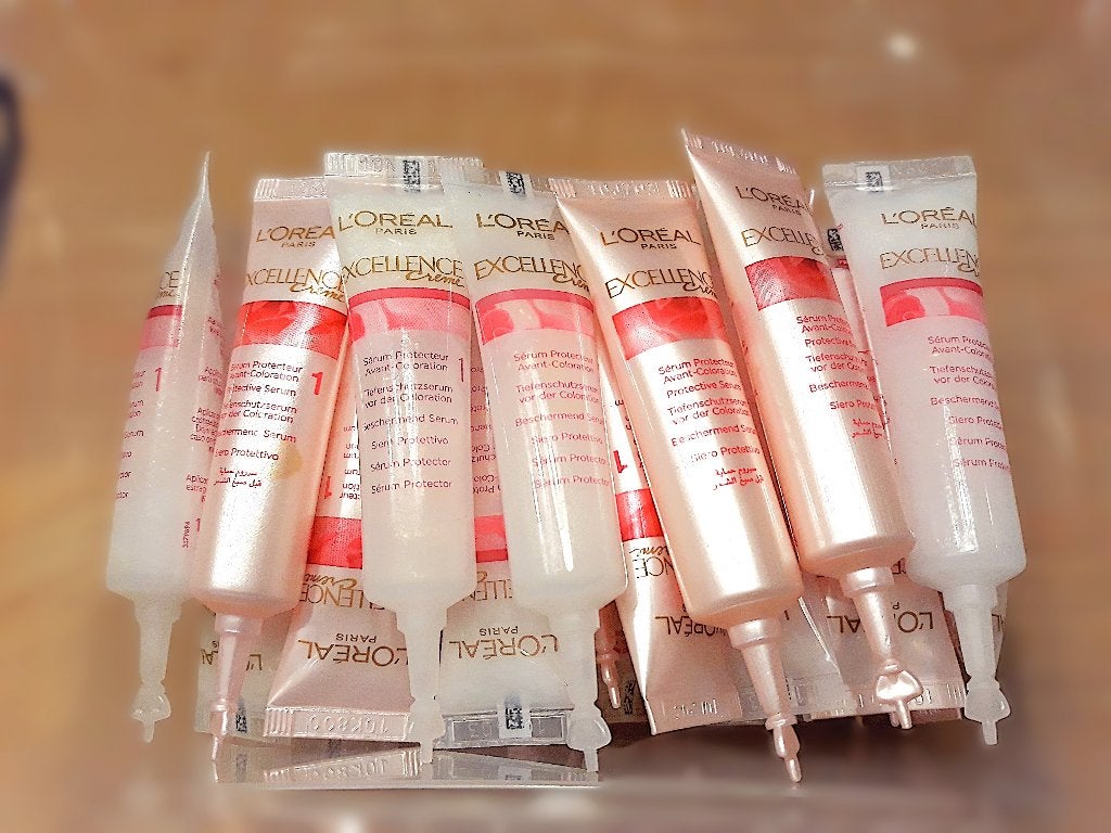 L'Oréal beschermend haar serum 38 tubes, Sieraden, Tassen en Uiterlijk, Uiterlijk | Haarverzorging, Ophalen of Verzenden, Nieuw