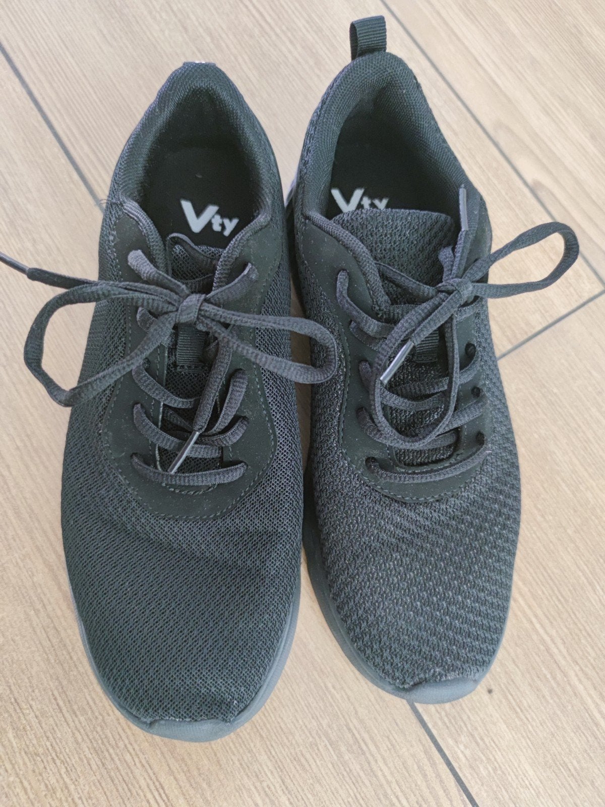 Vty Sportschoenen Maat 40 - Zo goed als nieuw, Kleding | Dames, Schoenen, Vty, Ophalen of Verzenden, Zo goed als nieuw, Sportschoenen