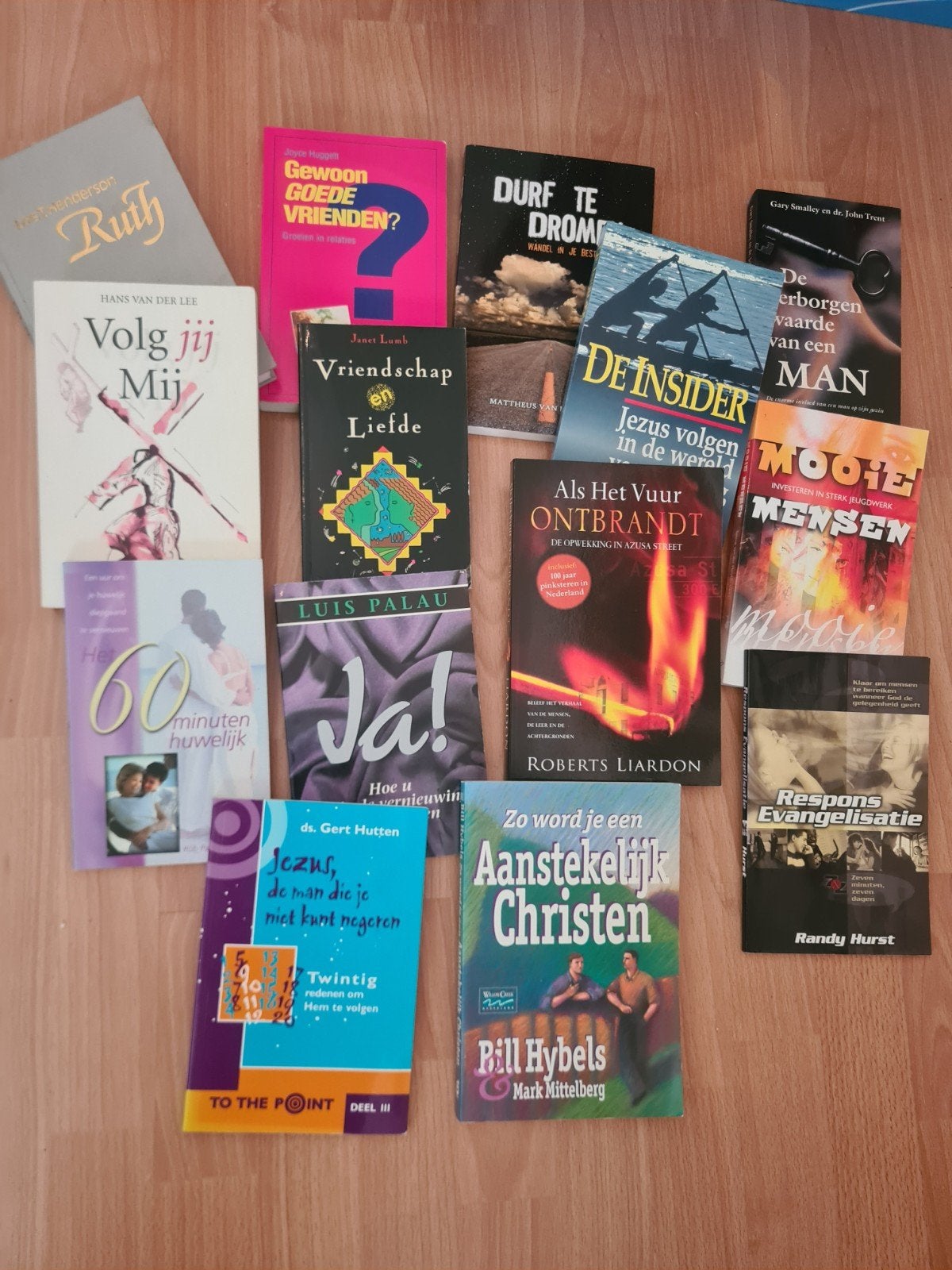 Een grote doos christelijke boeken, Ophalen of Verzenden, Zo goed als nieuw
