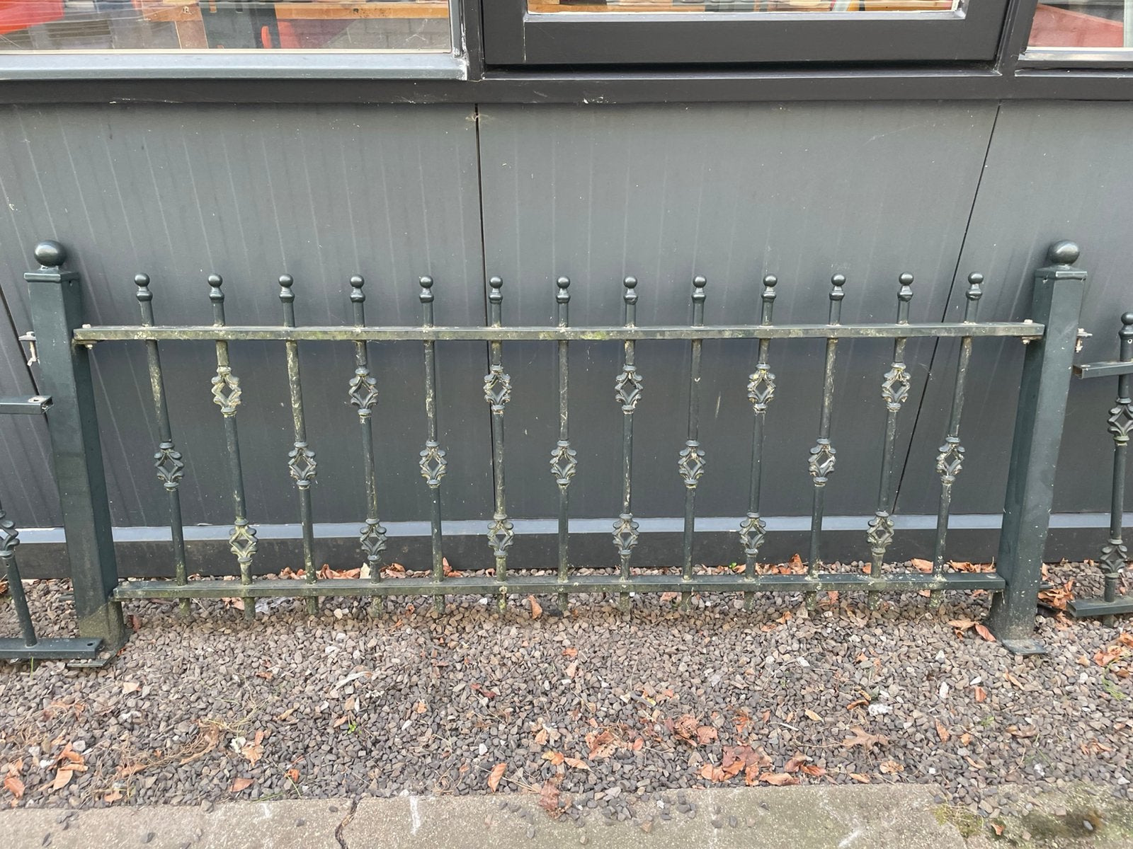Stalen sier hekwerk met poortje, Ophalen, Gebruikt, IJzer, Sierhekwerk