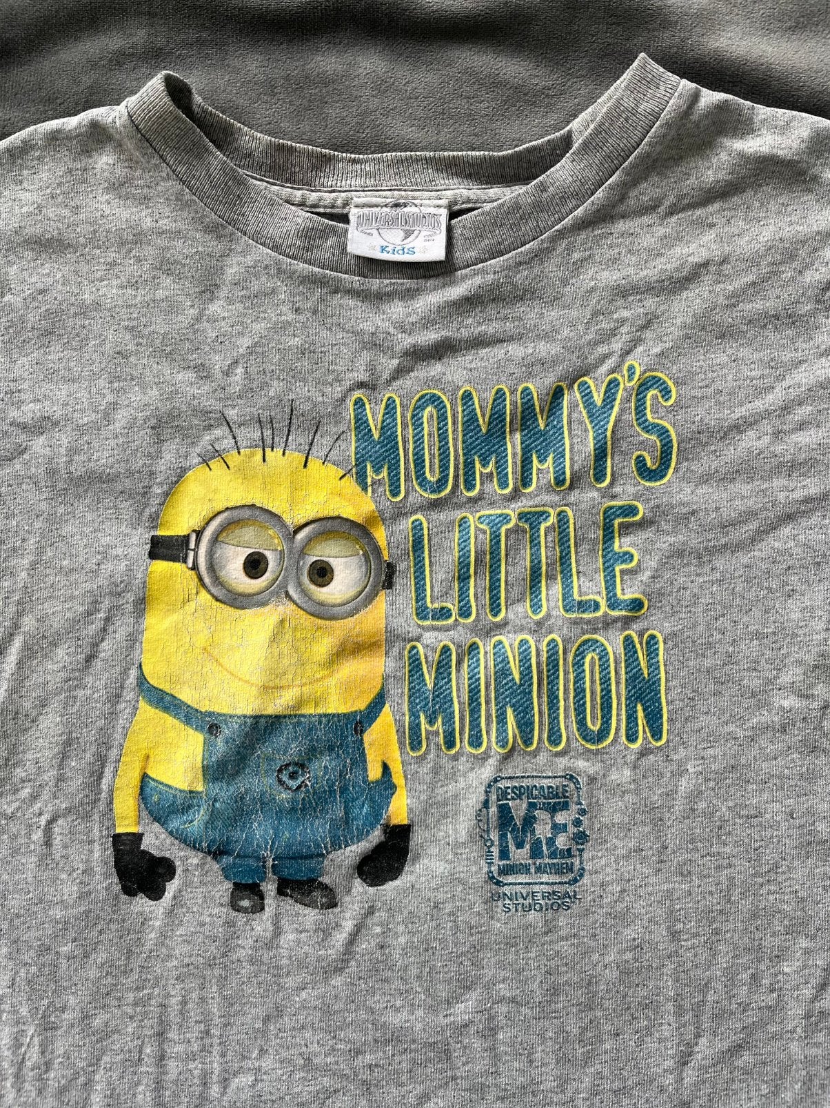 Mommy’s Little Minion T‑shirt – mt 104/110 Universal Studios, Kinderen en Baby's, Kinderkleding | Maat 104, Minions, Jongen of Meisje