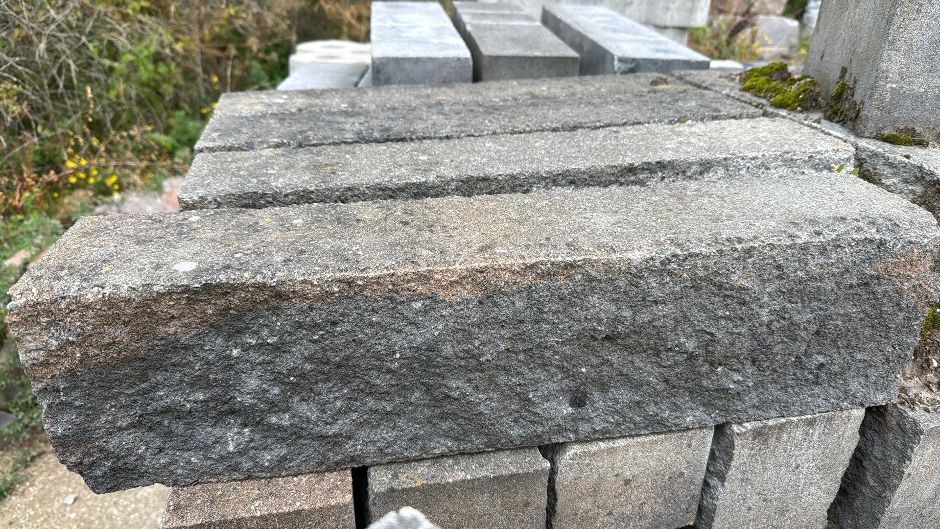 Stapelblokken 12x12x60 cm Split brons € 1.75 p st, Ophalen, Blok, Nieuw, Minder dan 25 cm