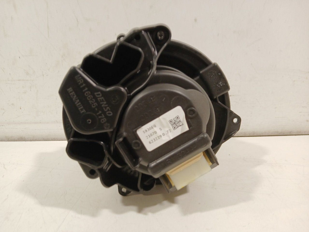 Kachel ventilator motor Renault Captur, Onderdelen@venauto.nl, Van der Ven Autorecycling B.V., Gebruikt, Ettenseweg 76, 4706 PB Roosendaal, The Netherlands