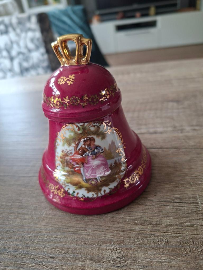 porseleinen bel, Limoges Frankrijk, 11 cm hoog, Ophalen