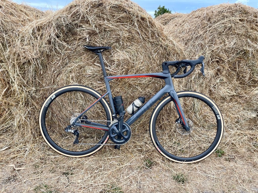 BMC Roadmachine RM01 Three, Fietsen en Brommers, 28 inch, Gebruikt, Carbon, Heren