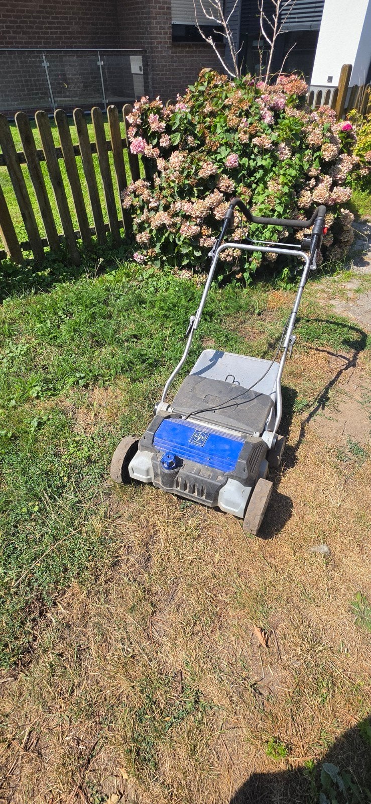 Electrische verticuteermachine met opvangzak - Goed onderhou, Tuin en Terras, Ophalen, Cirkelmaaier, Gebruikt, Elektrische grasmaaier